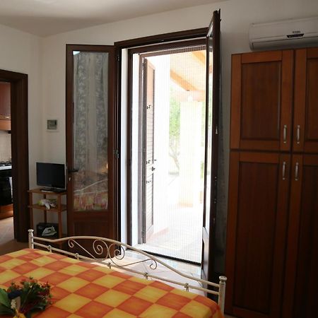 Damiavacanze Casa Vacanza Al Mare A Torre Vado Apartamento Quarto foto
