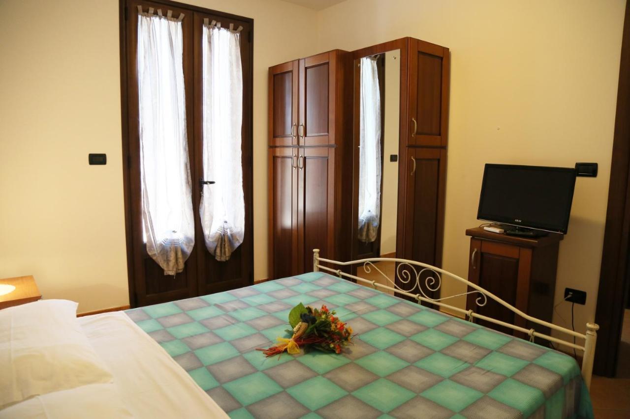 Damiavacanze Casa Vacanza Al Mare A Torre Vado Apartamento Exterior foto